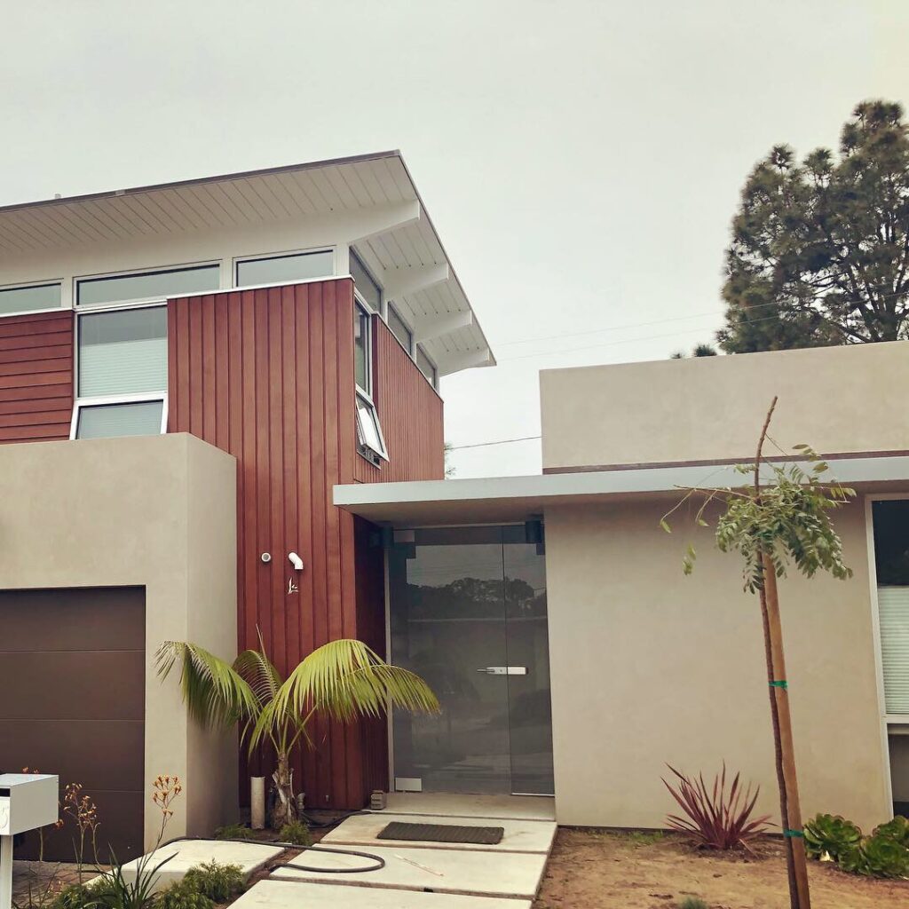 Modern Mesa Beach House