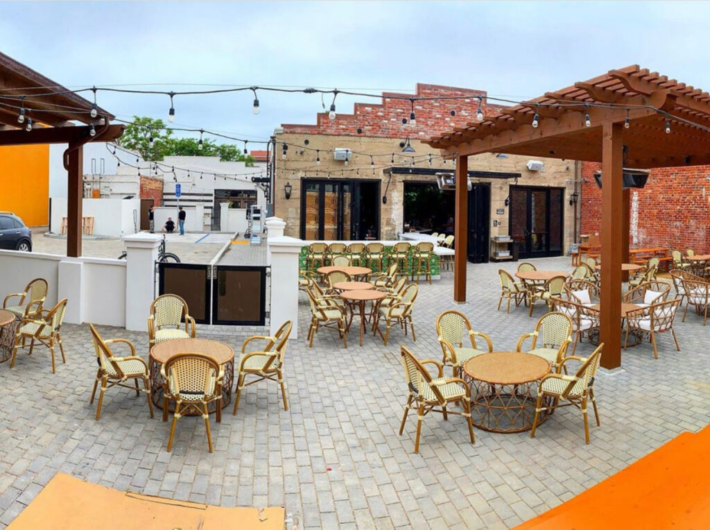 photo of Modern Times patio